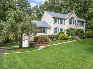 42 Woodstone Rd, Northborough, MA 01532