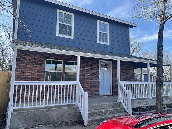 575 N Dorothy Ave — Photo 1