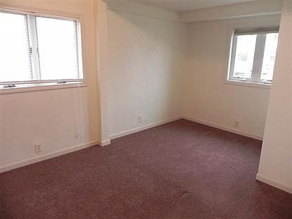 2nd image of 2928 S Shore Dr