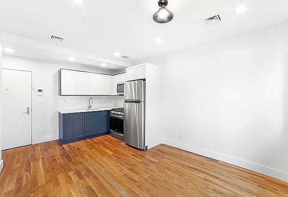 3rd image of 228 Malcolm X Blvd #2B