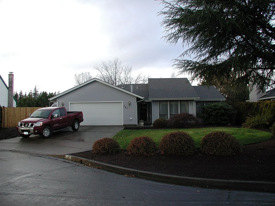 1st image of 567 NE Joyce Ct