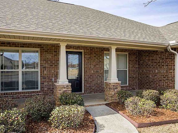 4th image of 612 Summer Cove Cir NW