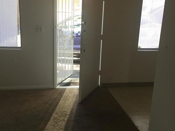 5th image of 72 S Parkwood Ave APT 1