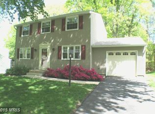 16005 Macedonia Dr, Woodbridge, VA 22191