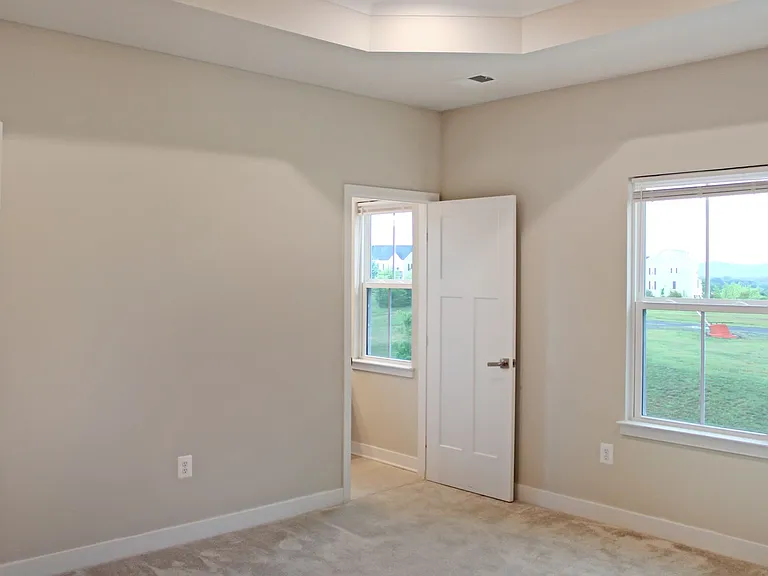 2061 Lockwood Dr — Photo 17