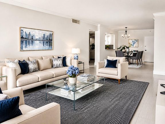 4th image of 5600 Collins Ave APT 15B