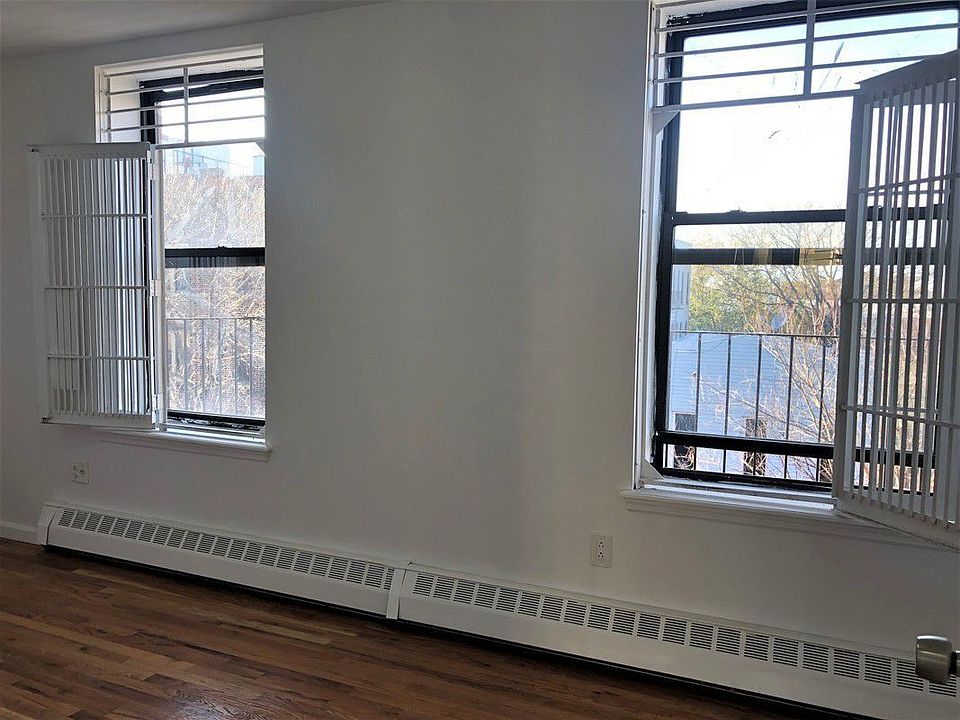 2nd image of 346 W 56th St APT 2A