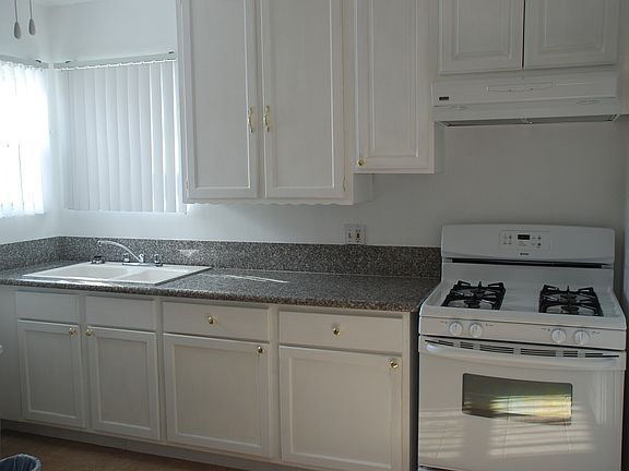 2nd image of 5468 Kinston Ave