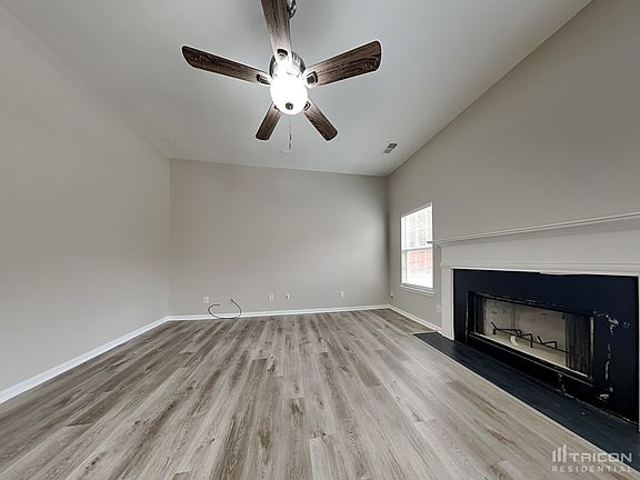 3rd image of 3888 Arolla Ln