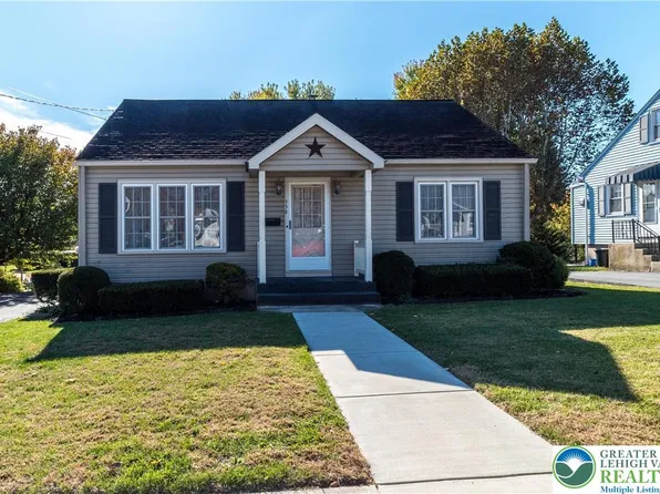 538 W Locust St, Cleona, PA 17042