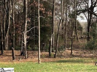 Dallas Rd, Greenville, SC 29607