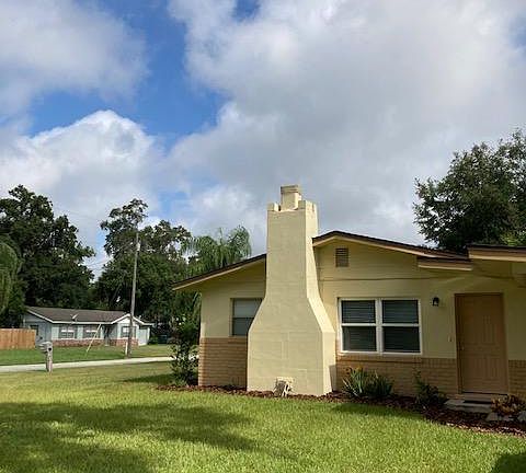 3rd image of 501 Ewing Ln