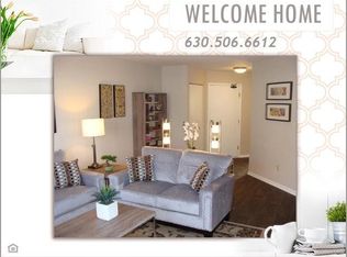 1759 Covington Ct, Saint Charles, IL 60174