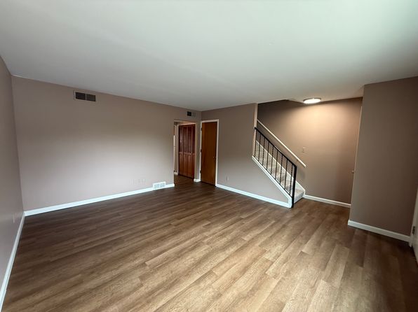 409 Lakeside Ave