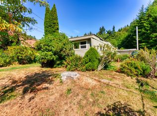 29515 Myrtle Ln, Gold Beach, OR 97444