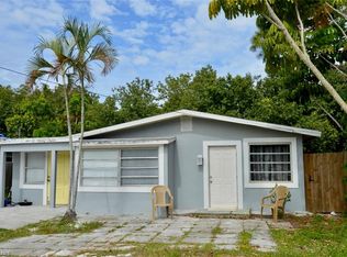 3049 Barrett Ave, Naples, FL 34112