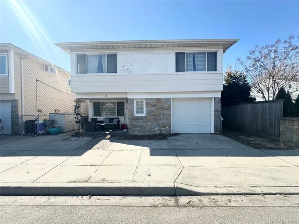 133 Cleveland Ave APT 1, Long Beach, NY 11561