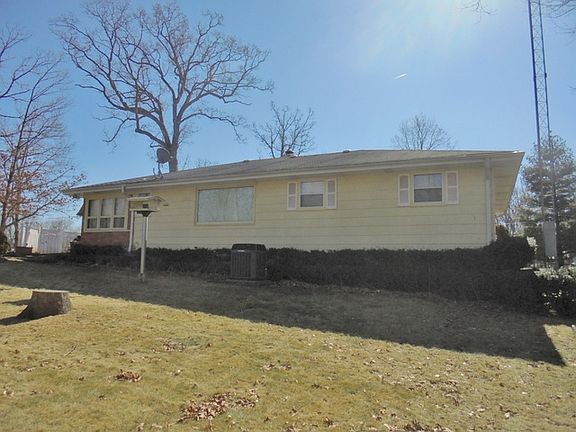 4th image of 10260 W Fairbanks Ave