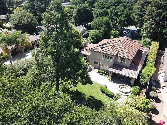 2nd image of 1075 Fremont Ave