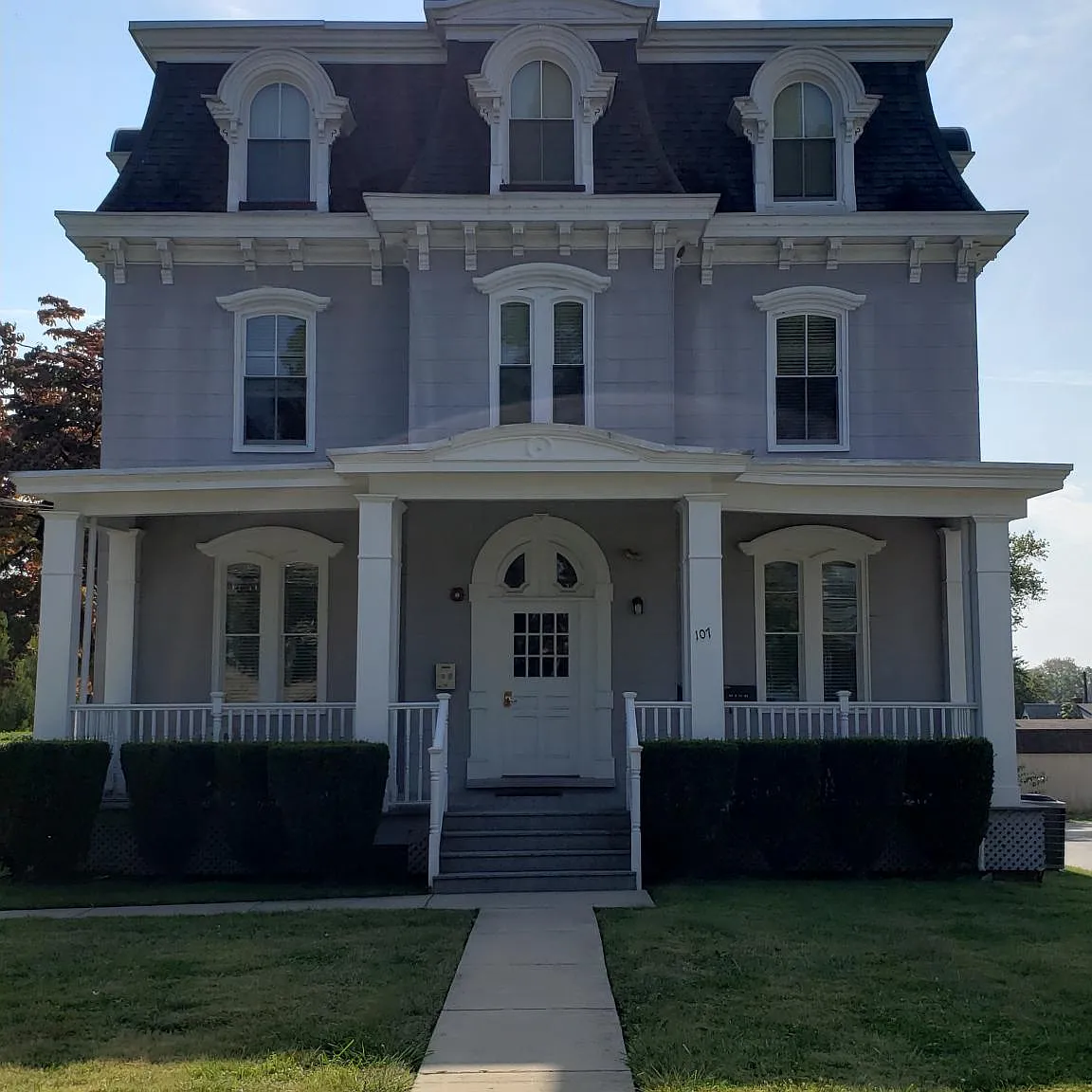 2 bed, $2,900 — Photo 1