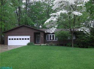 1510 W Choctaw Dr, London, OH 43140