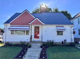 53 King Philip St, Providence, RI 02909