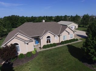 27716 Saddle Ridge Dr, Louisburg, KS 66053