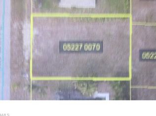 1015 NW 40th Pl, Cape Coral, FL 33993