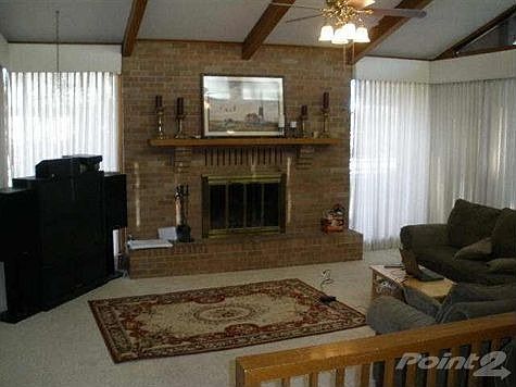 2nd image of 1841 Fairfax St