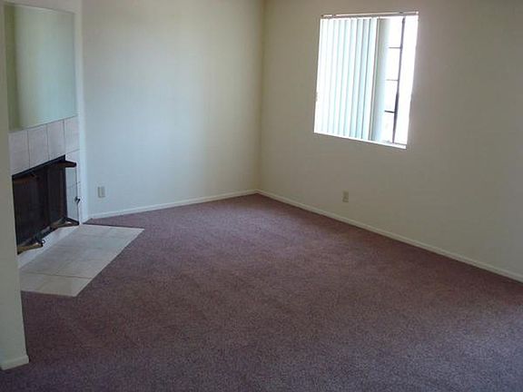 3rd image of 14115-21 S Kornblum Ave #14115-2