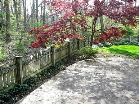 4th image of 5498 Weeping Willow Dr