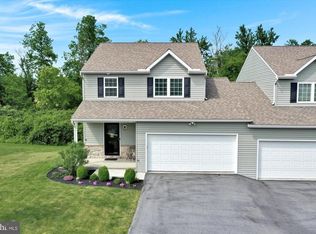 257 Wildflower Dr, East Earl, PA 17519