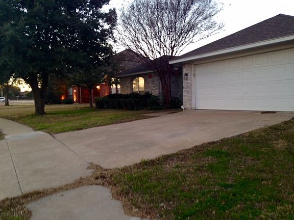 3rd image of 203 Miramar Dr