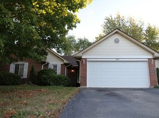 795 Bloomfield Ln, Aurora, IL 60504