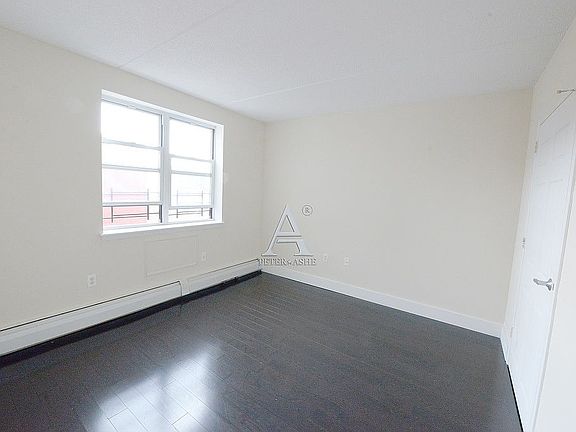 4th image of 138 E 112th St APT 6F