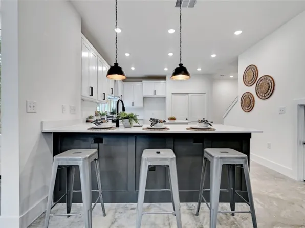 7613 Providence Ave #1, Austin, TX 78752