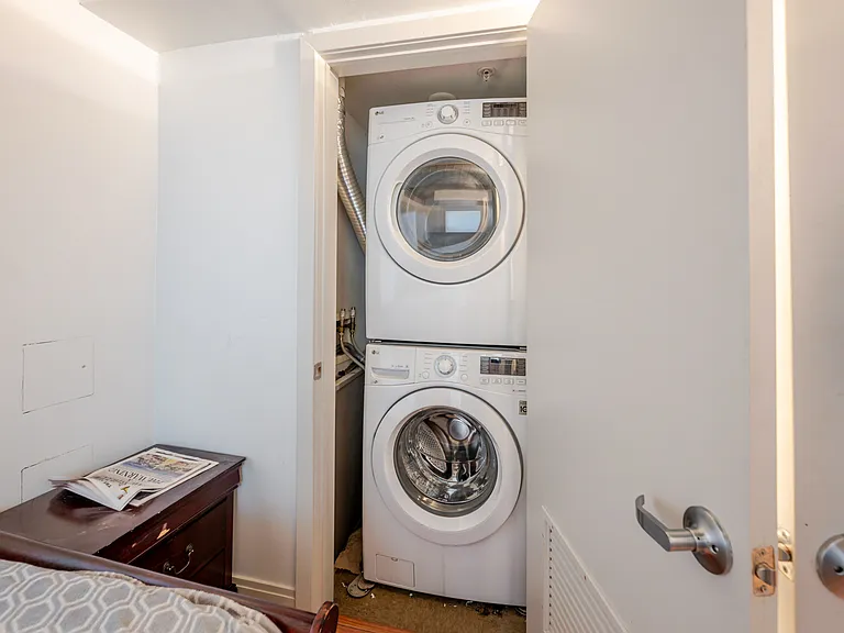 929 Florida Ave NW #12 — Photo 7