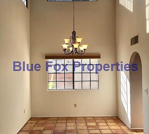 5th image of 759 W Clear Creek Way