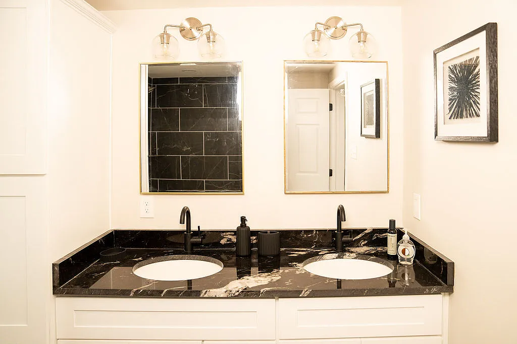 4 bed, 3000 sqft, $4,500 — Photo 4