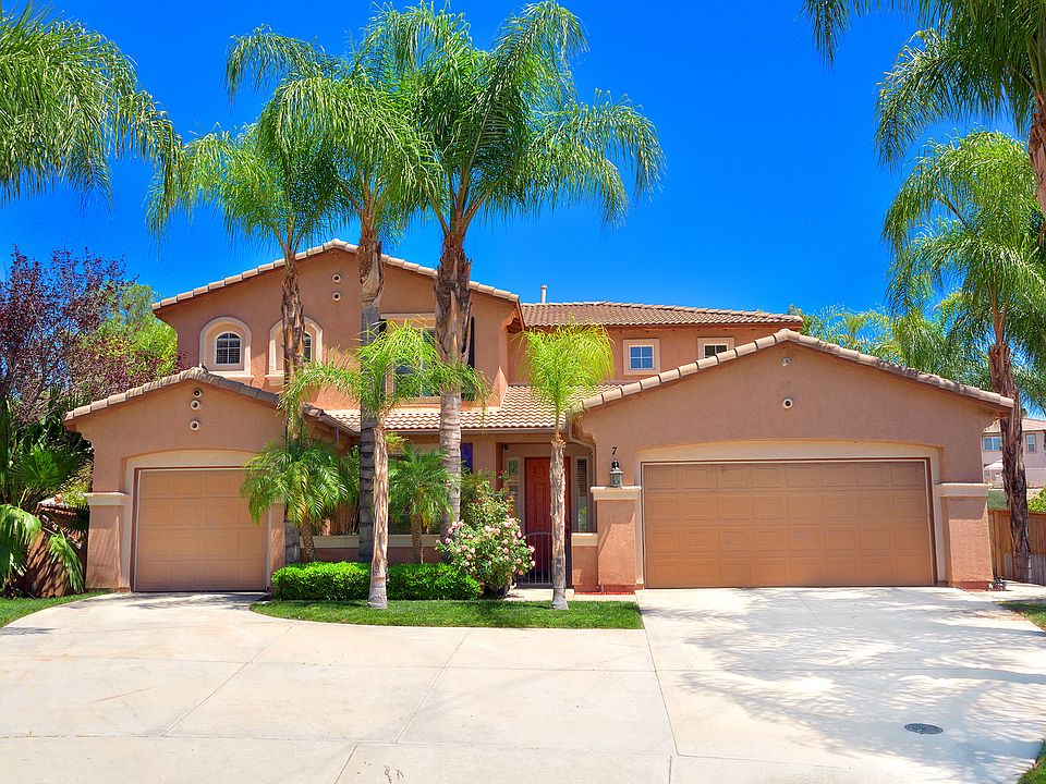 1st image of 7 Vista Loreta