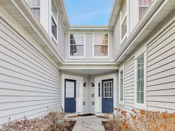 2nd image of 1254 S Candlestick Way