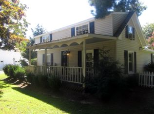 6732 Fields Landing Rd, Hayes, VA 23072