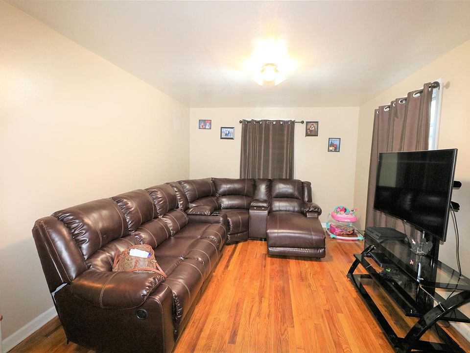 2nd image of 71 Glenrose Ave