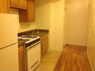 5th image of 309 W 111th St APT 3