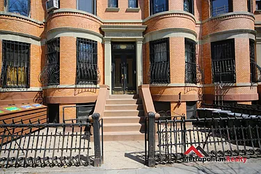 Rented by Metropolitan Realty