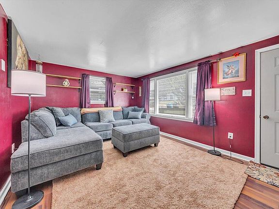 5th image of 3648 Yellow Mountain Rd SE