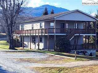 215 Apple Way Rd, Blowing Rock, NC 28605