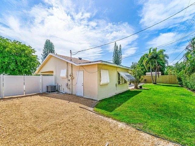 640 Jaeger Dr — Photo 20