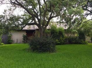 806 Shadow Ln, Pasadena, TX 77506