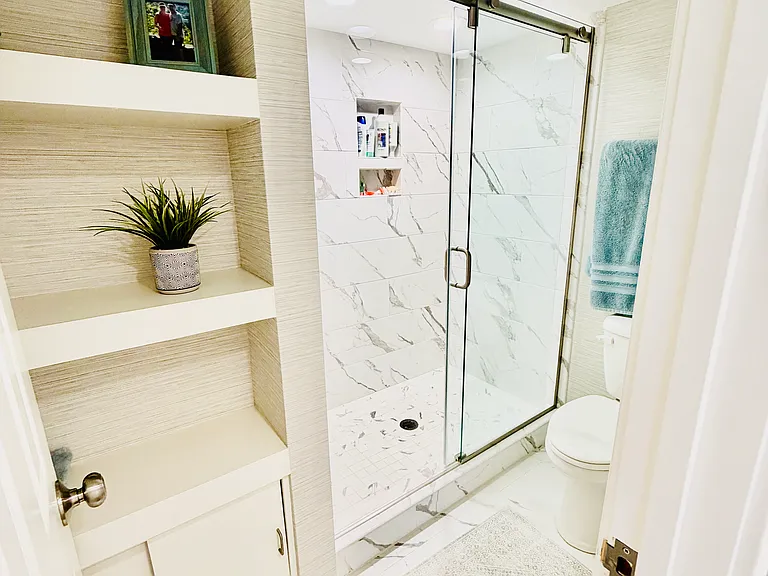 Primary bath